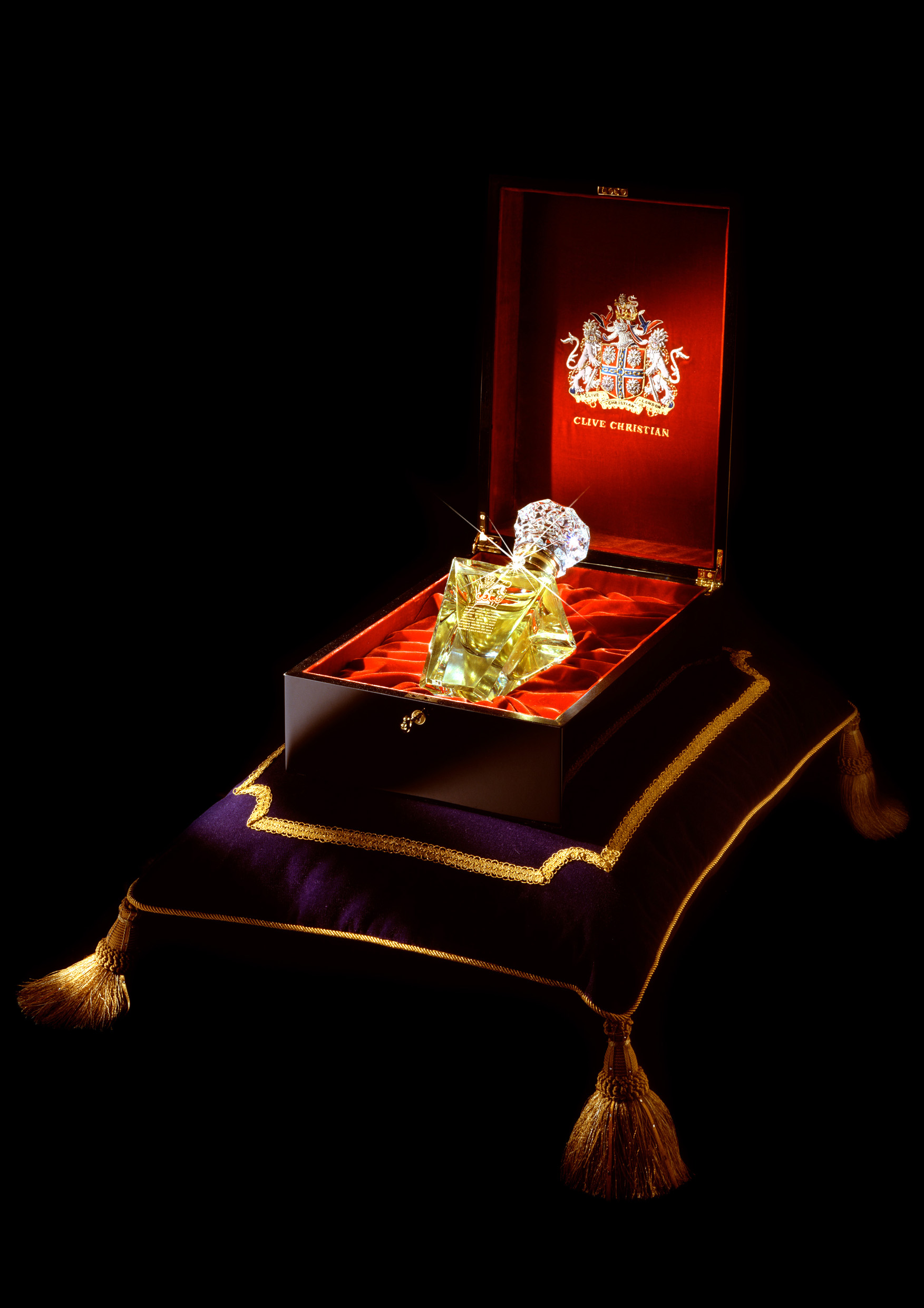 clive-christian-no-1-perfume-imperial-majesty-edition