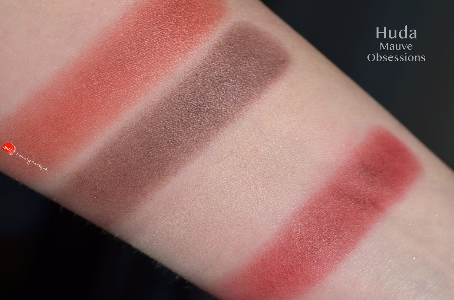Huda-Mauve-Obsessions-swatches