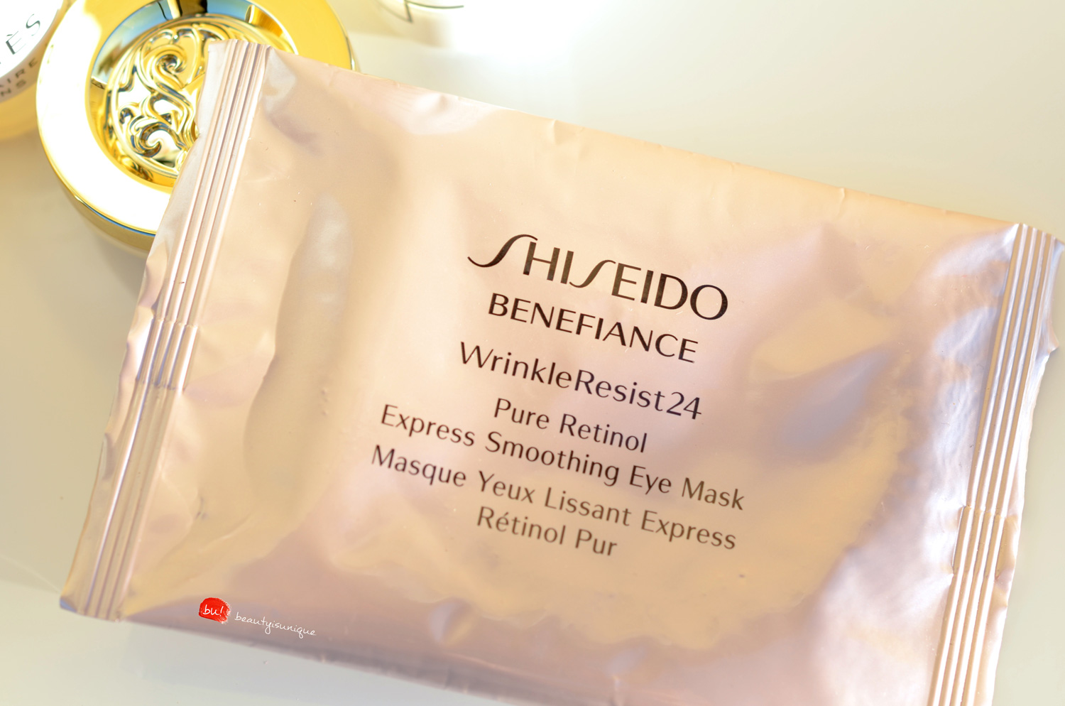 shiseido-benefiance-pure-retinol-express-smoothing-eye-mask