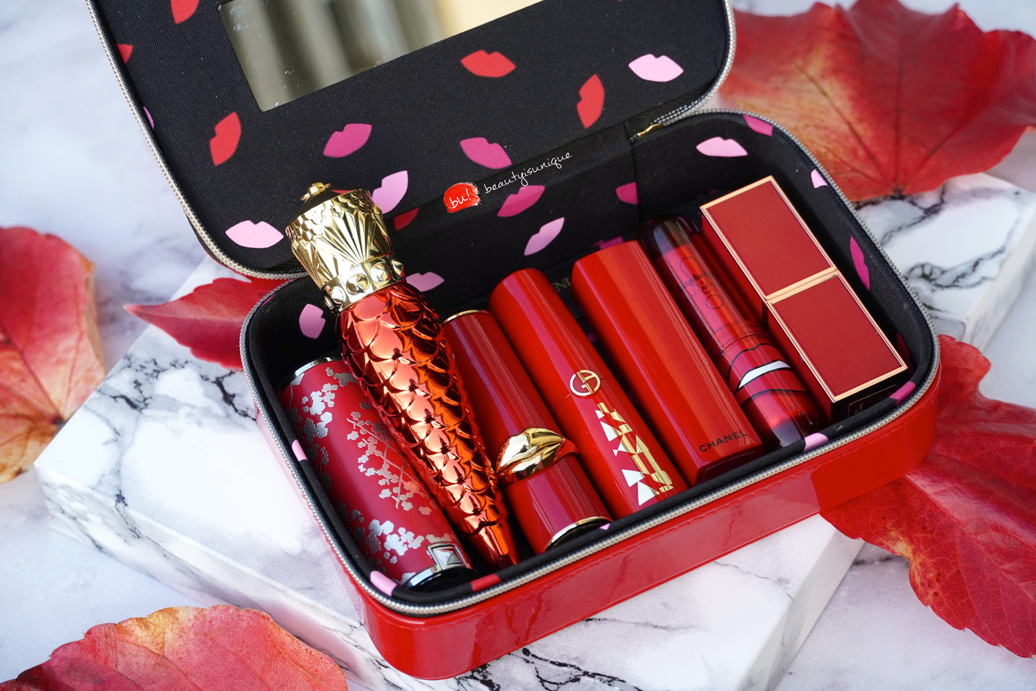 red-lipstick-cases-beautyisunique