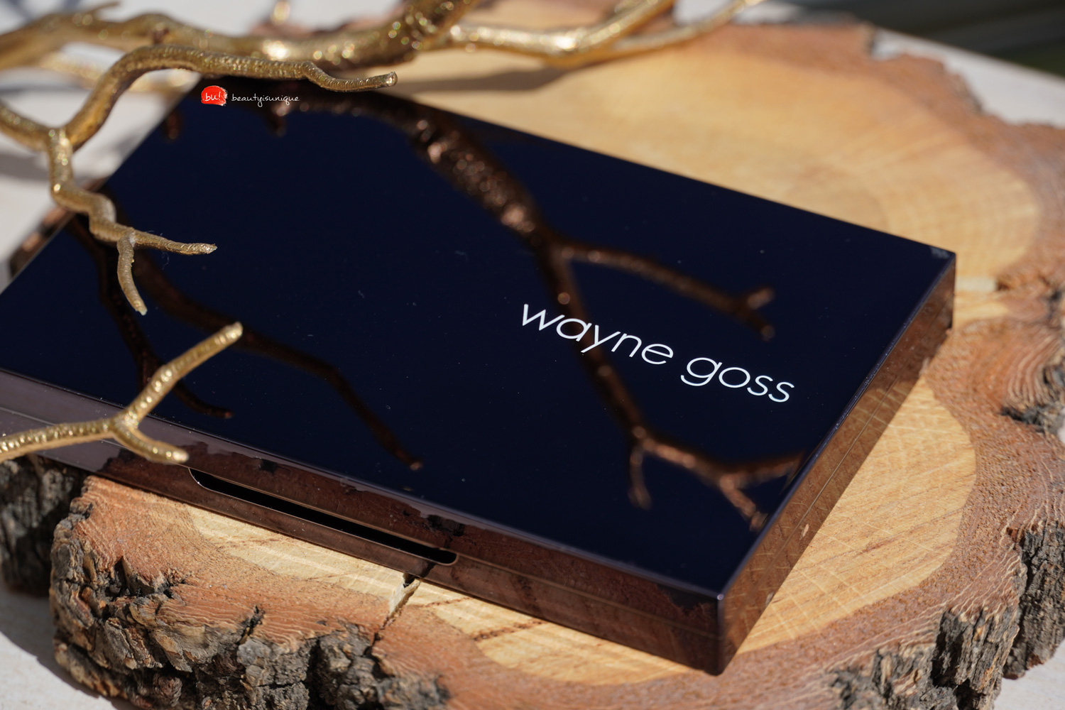 Wayne-goss-imperial-topaz-the-luxury-eye-palette