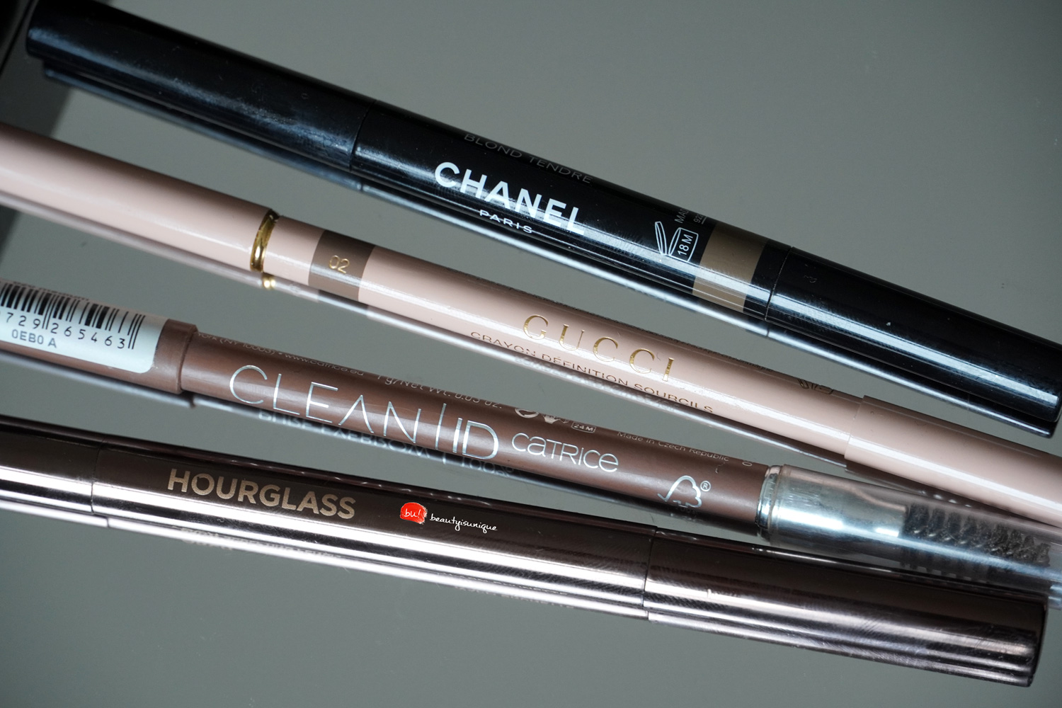 Gucci-power-eyebrow-pencil-blond-swatches