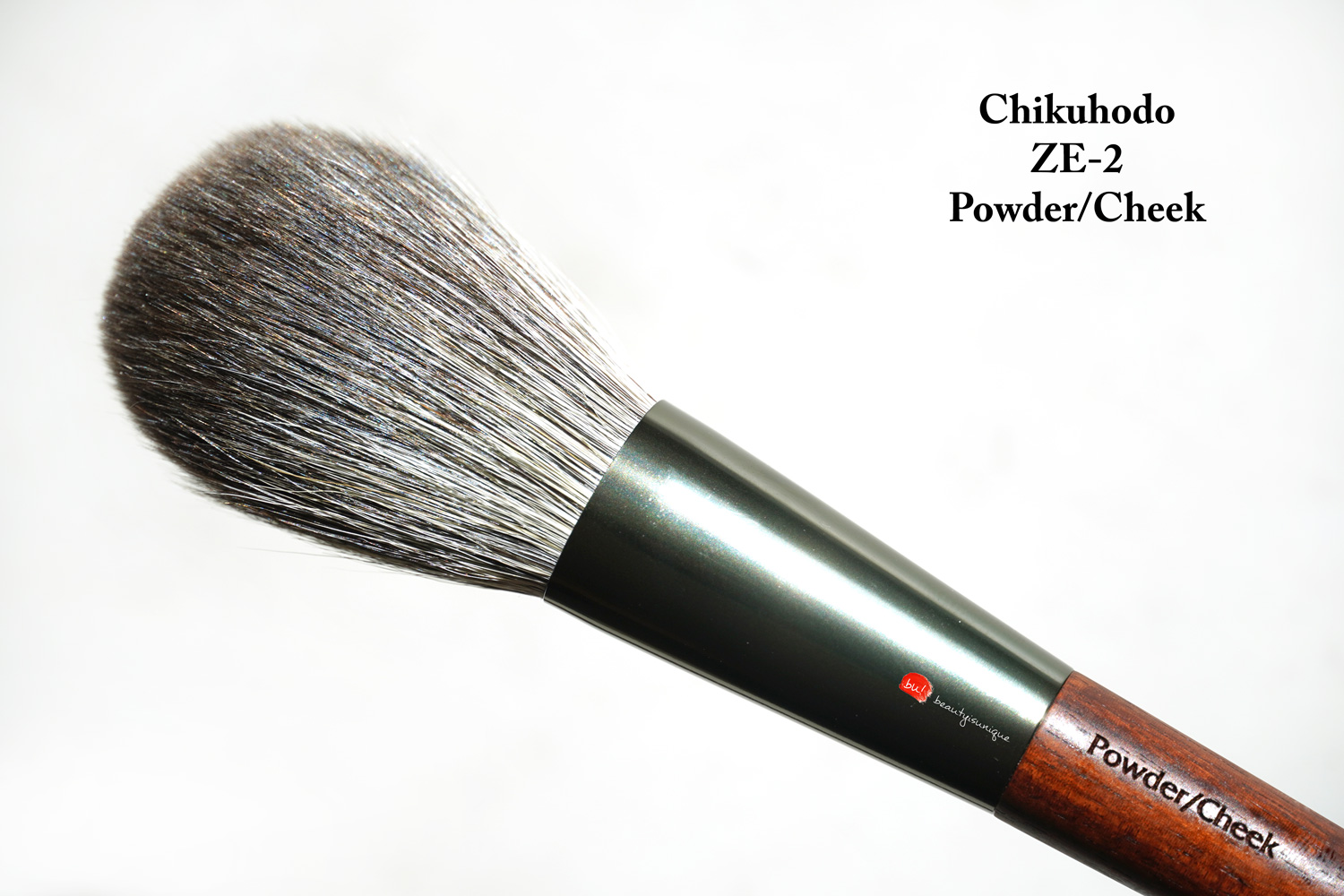 chukuhodo-ze-2-powder-cheek-brush