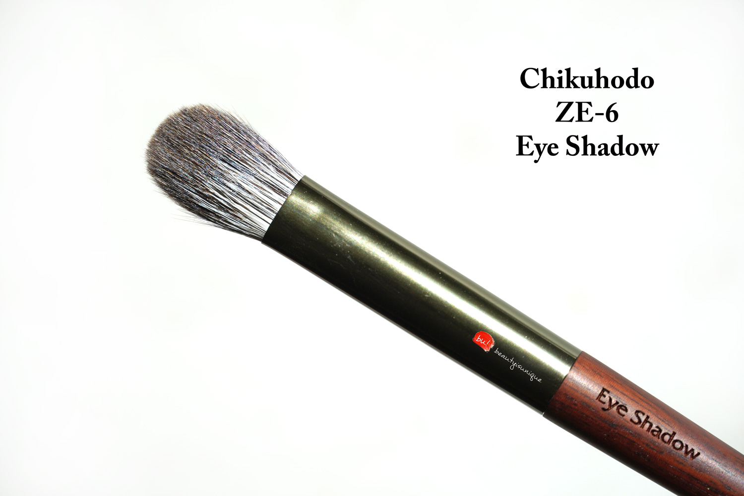 chukuhodo-ze-6-eye-shadow-brush